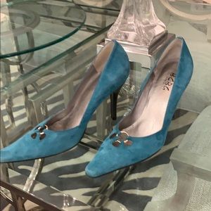 BCBG Paris suede pumps